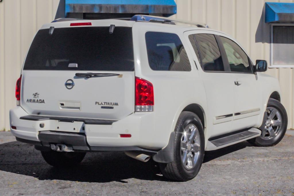 2013 Nissan Armada Platinum photo 12