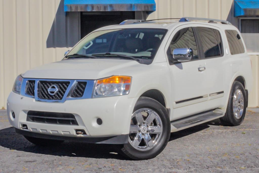 Nissan Armada's photo