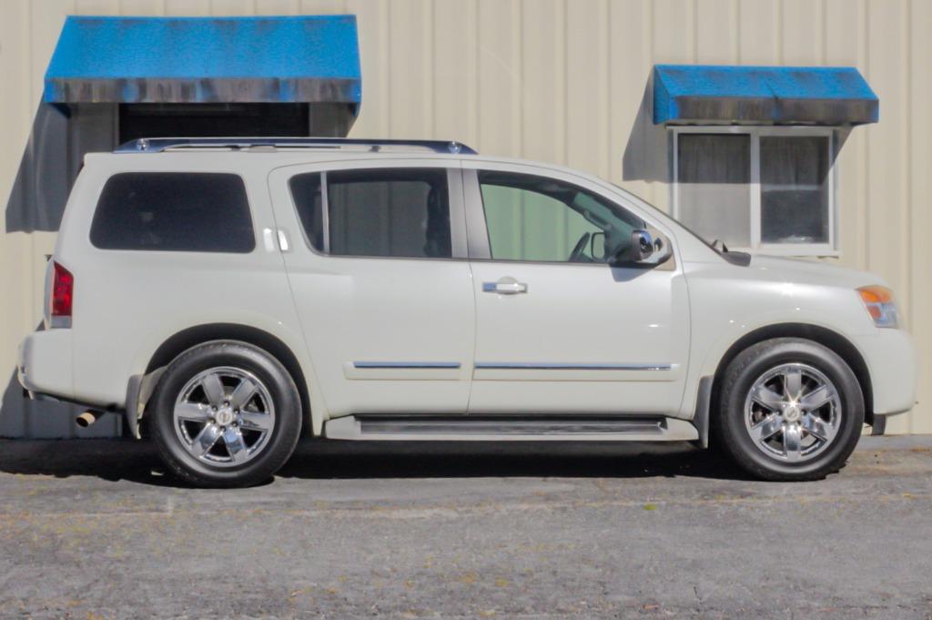 2013 Nissan Armada Platinum photo 13