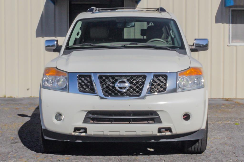 2013 Nissan Armada Platinum photo 3