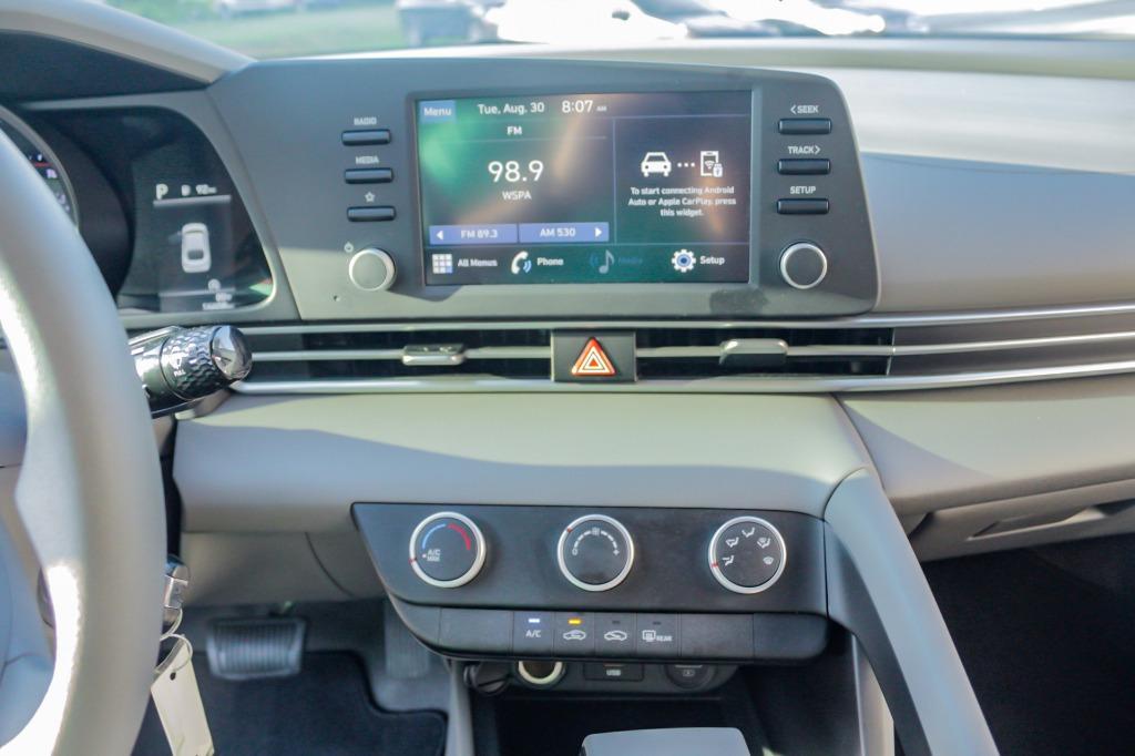 2021 Hyundai Elantra SE photo 7