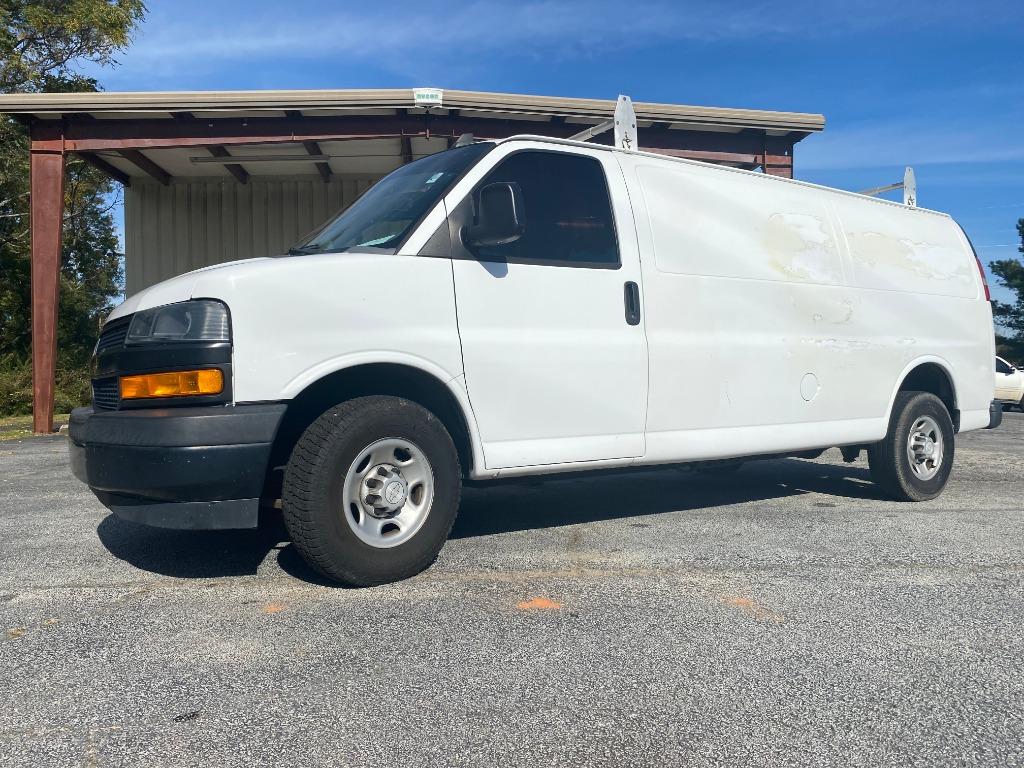 2018 Chevrolet Express Cargo Work Van's photo