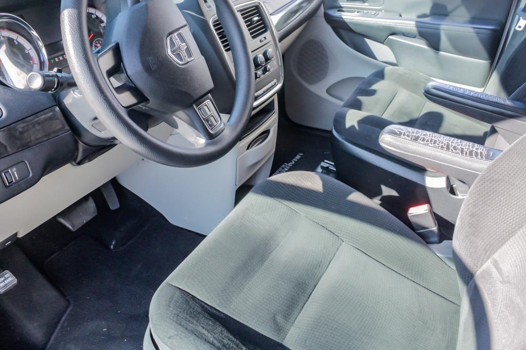 2018 Dodge Grand Caravan SE photo 13