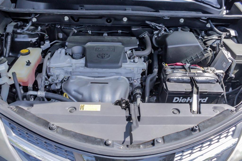 2013 Toyota RAV4 XLE photo 20