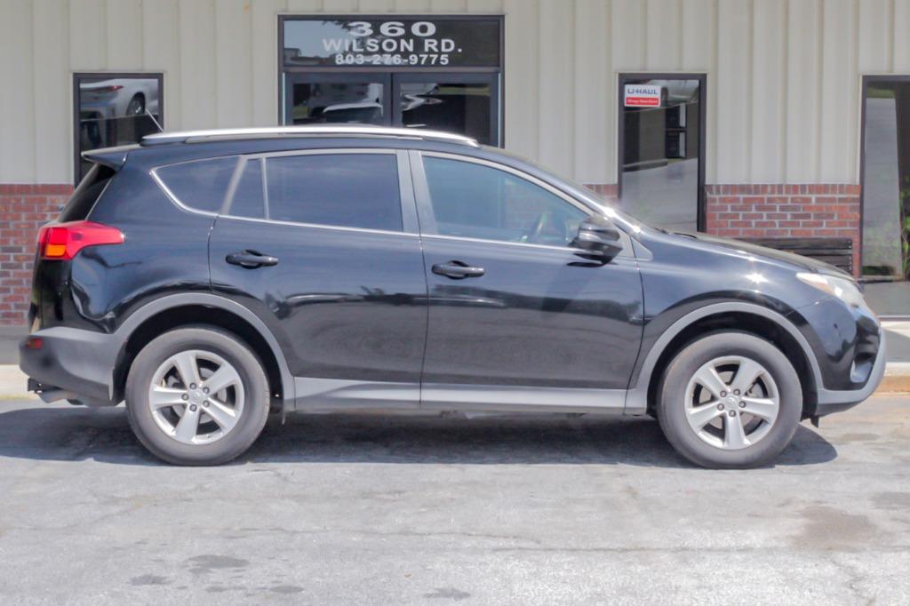 2013 Toyota RAV4 XLE photo 25