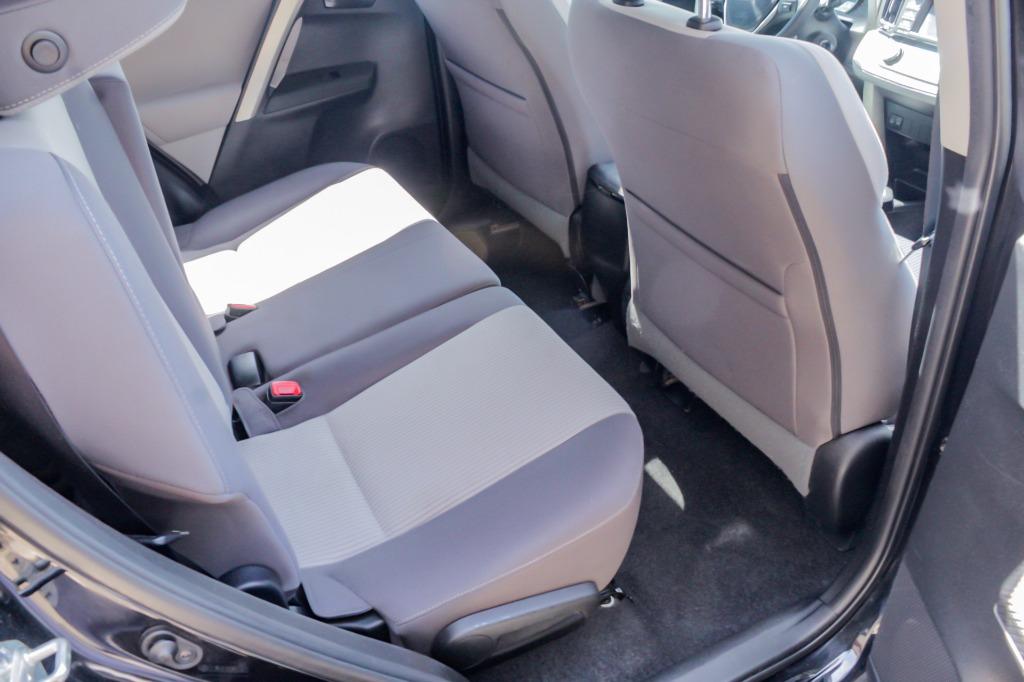 2013 Toyota RAV4 XLE photo 17