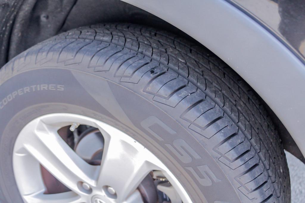 2013 Toyota RAV4 XLE photo 32