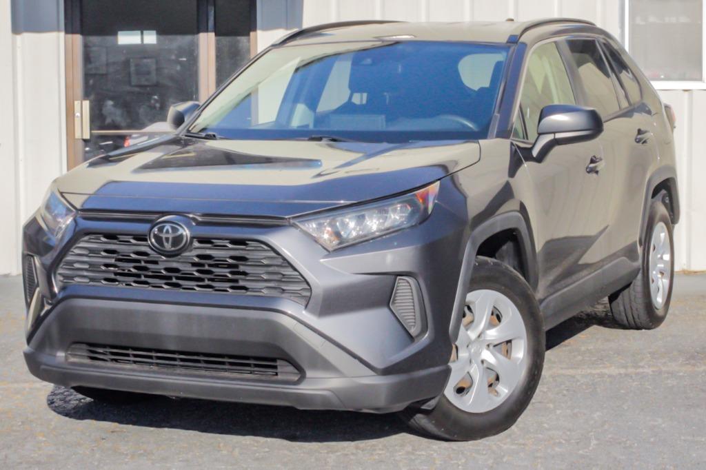 Toyota RAV4's photo