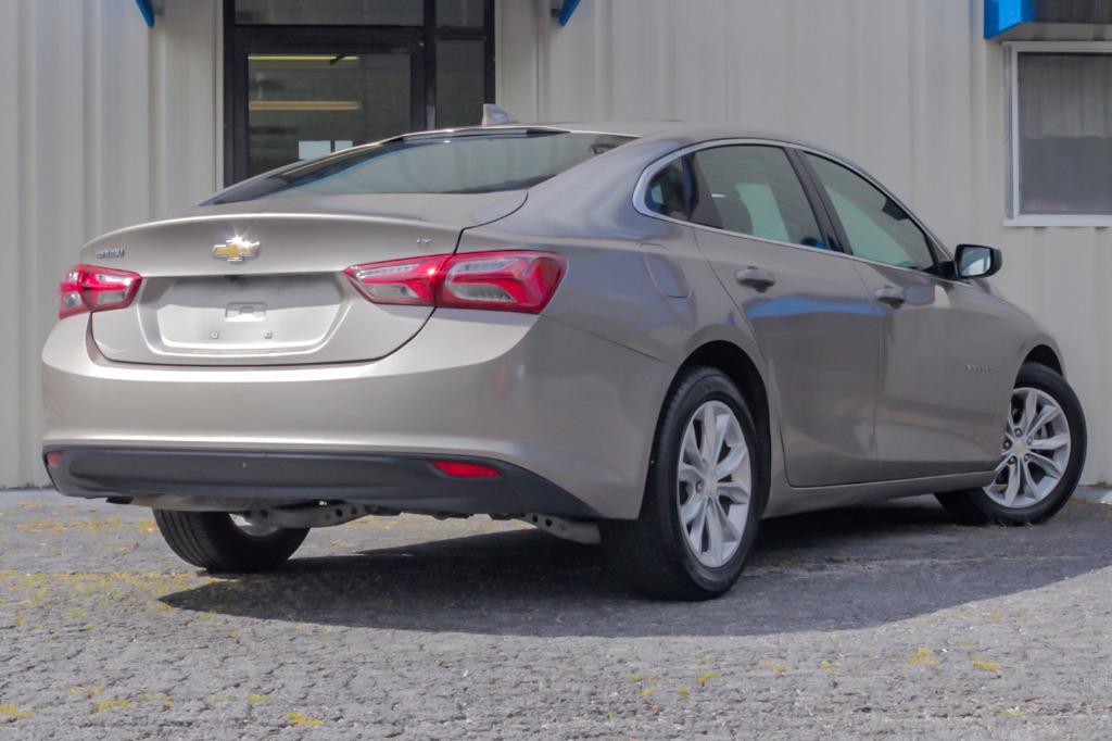 2022 Chevrolet Malibu 1LT photo 32