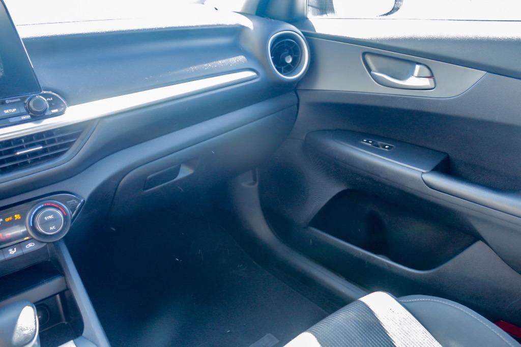 2019 Kia Forte FE photo 13