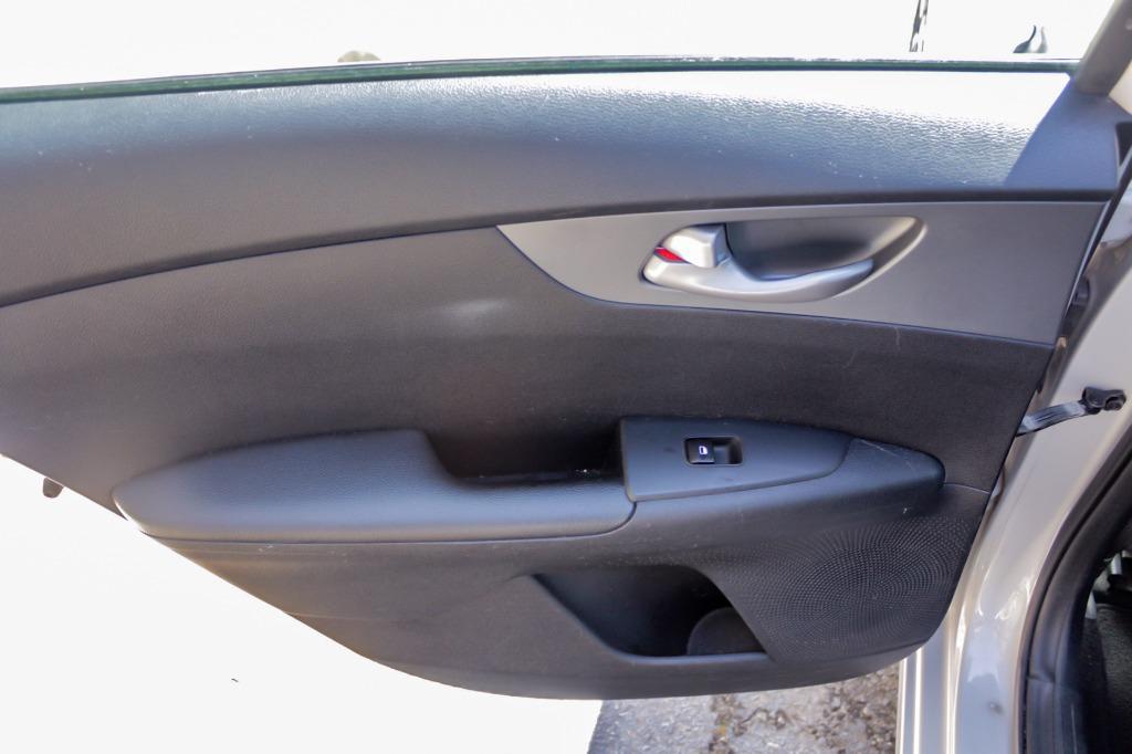 2019 Kia Forte FE photo 18