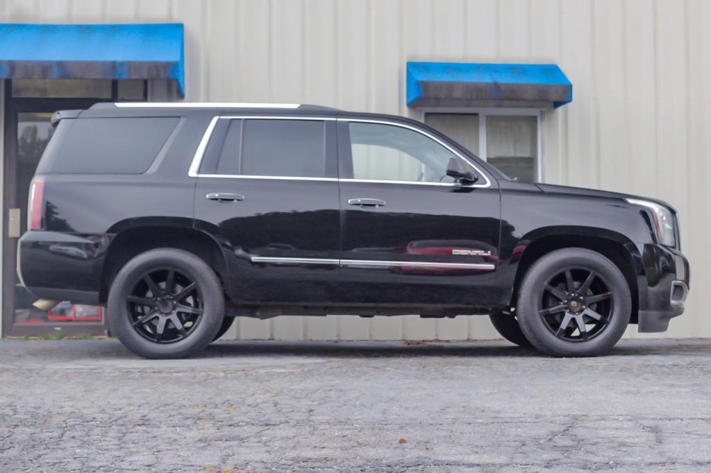 2015 GMC Yukon Denali photo 37