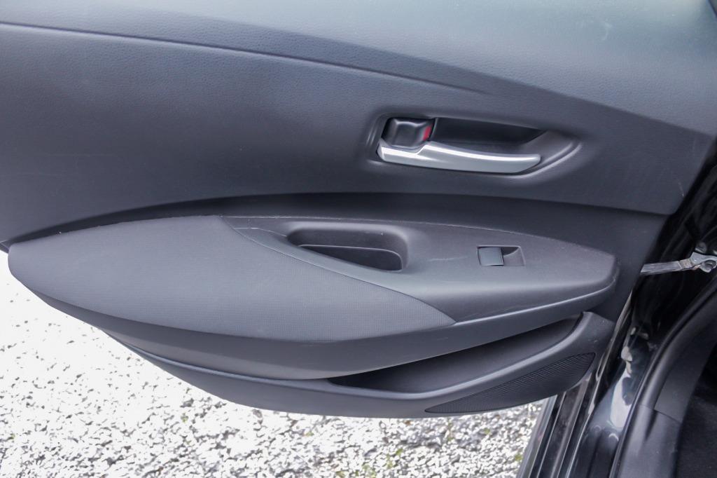 2021 Toyota Corolla LE photo 20