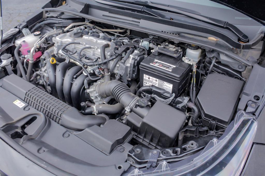 2021 Toyota Corolla LE photo 11
