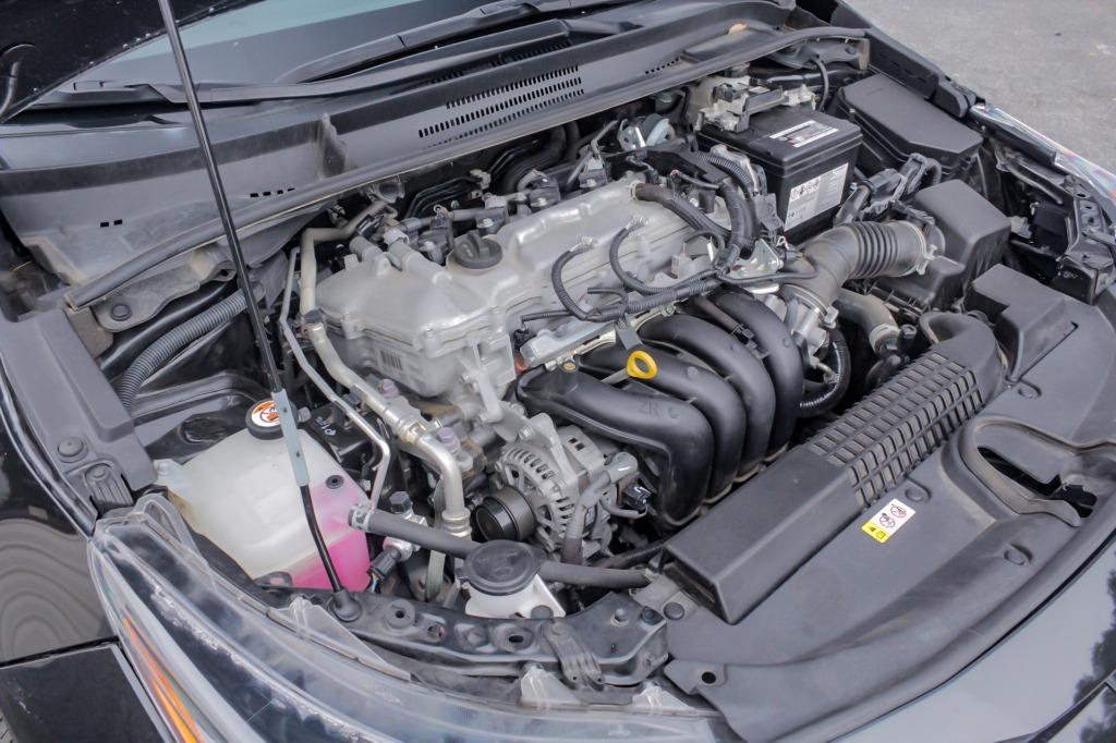 2021 Toyota Corolla LE photo 12