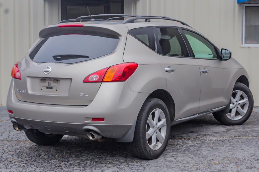 2010 Nissan Murano LE photo 12