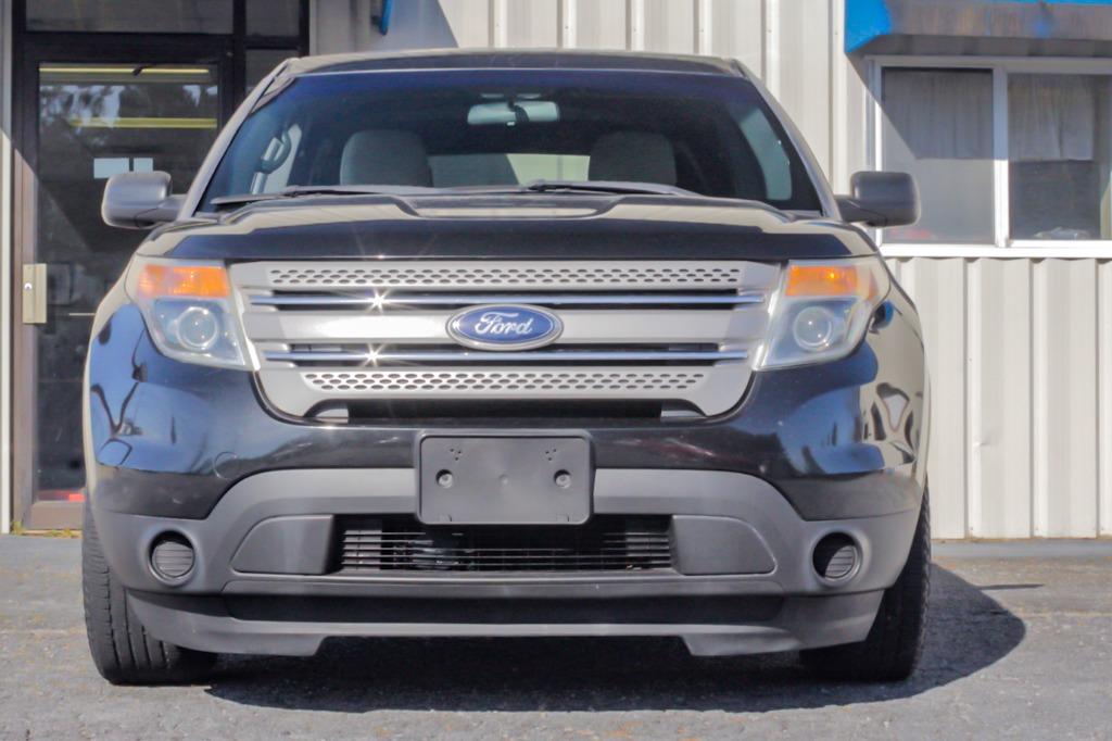 2014 Ford Explorer Base photo 2