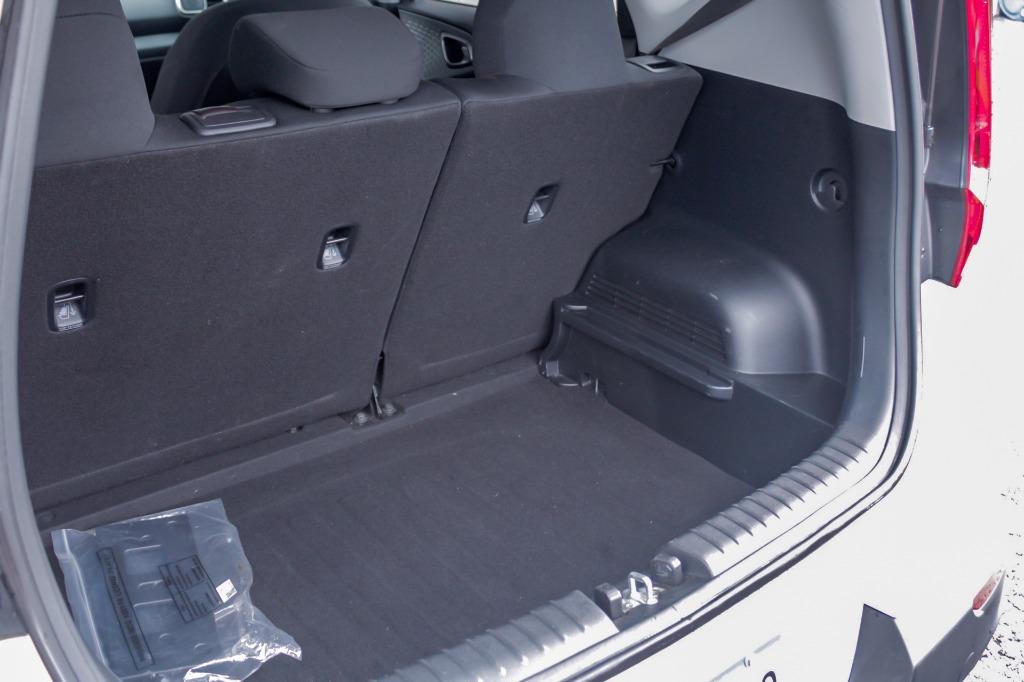 2022 Kia Soul LX photo 8
