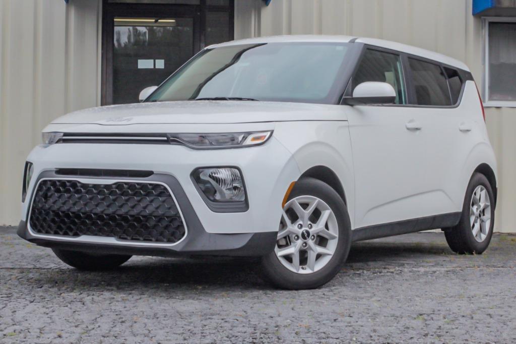 2022 Kia Soul LX photo 26